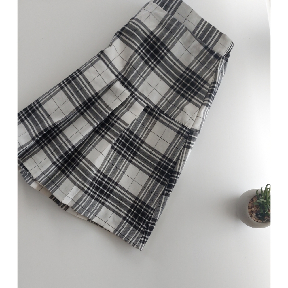 Kilt - Picture 2 of 2